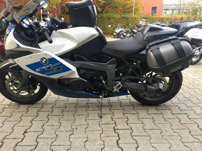 bmw k 1300 s hp sprzedam motocykl sportowo-turystyczny. sprzedam sprowadzony z niemiec motocykl bmw k1300 s w wersji hp. pierwsza rejestracja 21.06.2012. motocykl posiada: - quick shifter - esa - abs - kontrola trakcji - ... >>  wojewdztwo mazowieckie pock motorrad verkaufen motorcycle sale. motorrad verkaufen motorcycle sale