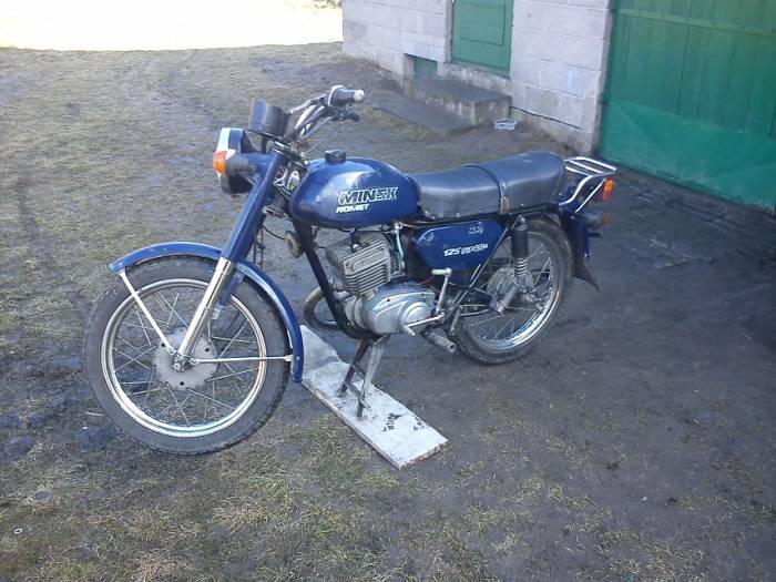 minsk 125 sprzedam motocykl sportowo-turystyczny. romet minsk 125 typ 400a zadbany nie katowany jestem iii wacicielem. opacony zarejestrowany. dowd, oc, tablica (biaa unijna) wszystko jest. w ... >>  wojewdztwo witokrzyskie skarysko motorrad verkaufen motorcycle sale. motorrad verkaufen motorcycle sale