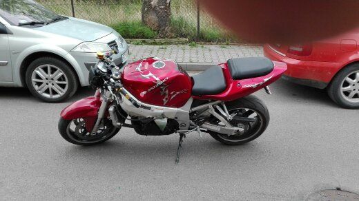 suzuki gsx r k3 sprzedam motocykl sportowy. dokadam oryginaln lampe, czache + owiewki do naprawy  wojewdztwo lskie ywiec motorrad verkaufen motorcycle sale. motorrad verkaufen motorcycle sale